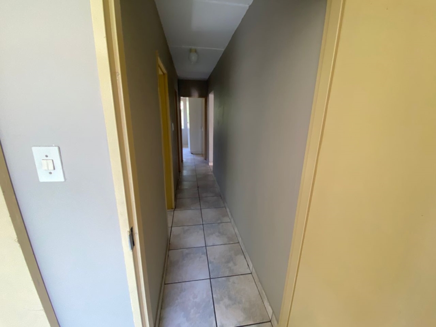 3 Bedroom Property for Sale in Safari Gardens North West